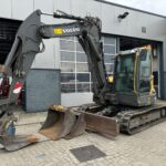 AD6C4DB7 7395 4FFF AEC4 ED6ED022B50D